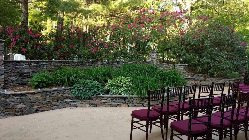 בלואינג רוק Green Park Inn מתקנים תמונה